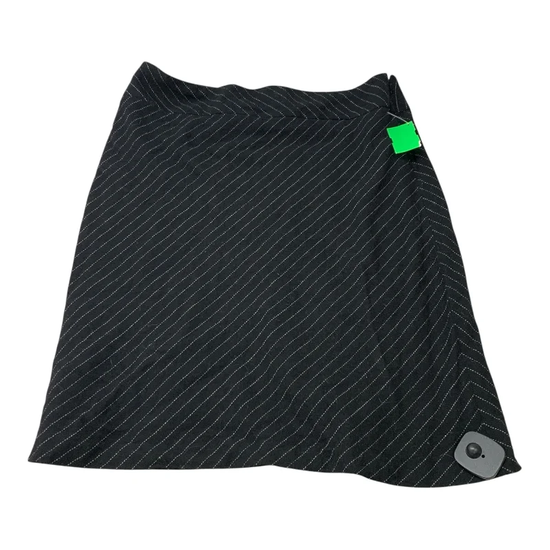 Skirt Mini & Short By Loft In Black, Size: 8