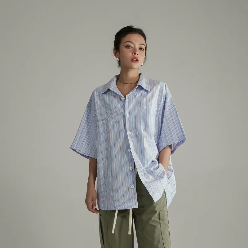 Vertical Striped Short-Sleeved Shirt