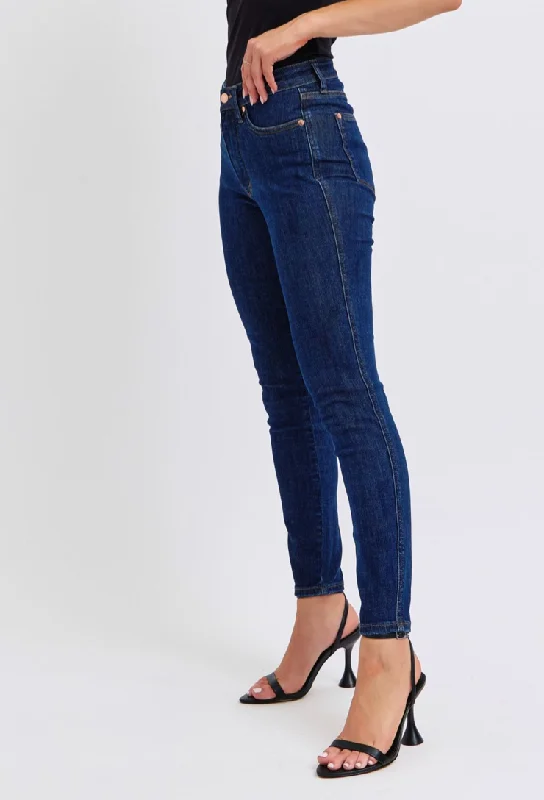 Mid-Rise Skinny Judy's - NON DISTRESSED - MRSJND